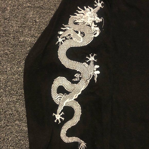 Used 100% Cotton Dragon Print Graphic Shirt Black - Picture 4 of 7